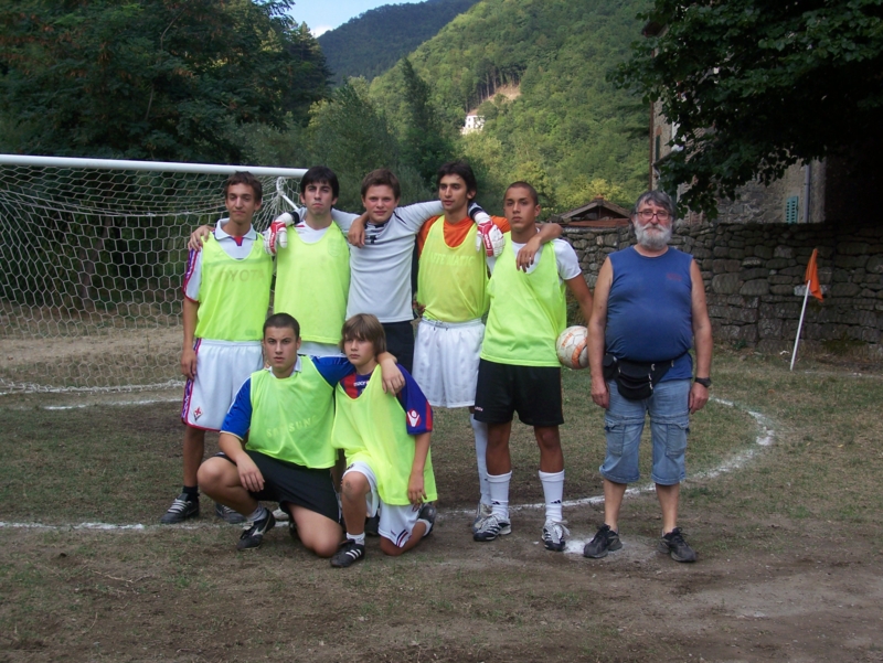  Image name: Calcio32.jpg 
 width: 800 pixel 
 height: 601 pixel 
 Size: 452963 bytes 
 Click to enlarge 